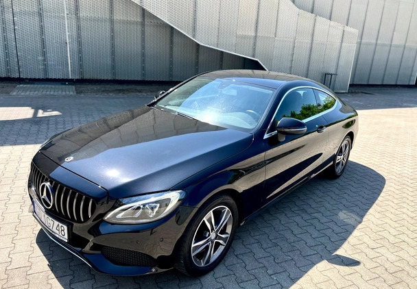 Mercedes-Benz Klasa C cena 99200 przebieg: 86000, rok produkcji 2017 z Poznań małe 497